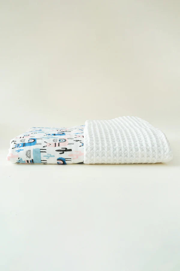 Couverture bébé motif lama 90×110 cm