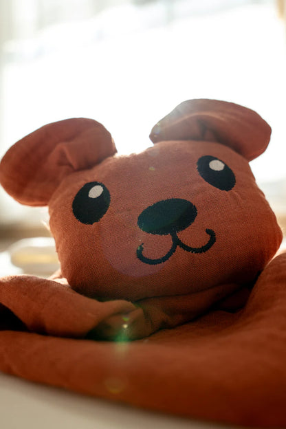 Lingette câline en mousseline avec tête d’ours – Terracotta