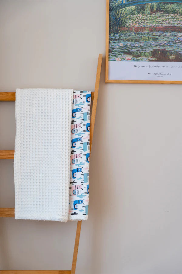 Couverture bébé motif lama 90×110 cm