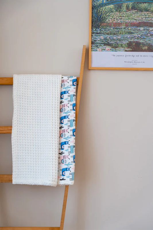 Couverture bébé motif lama 90×110 cm