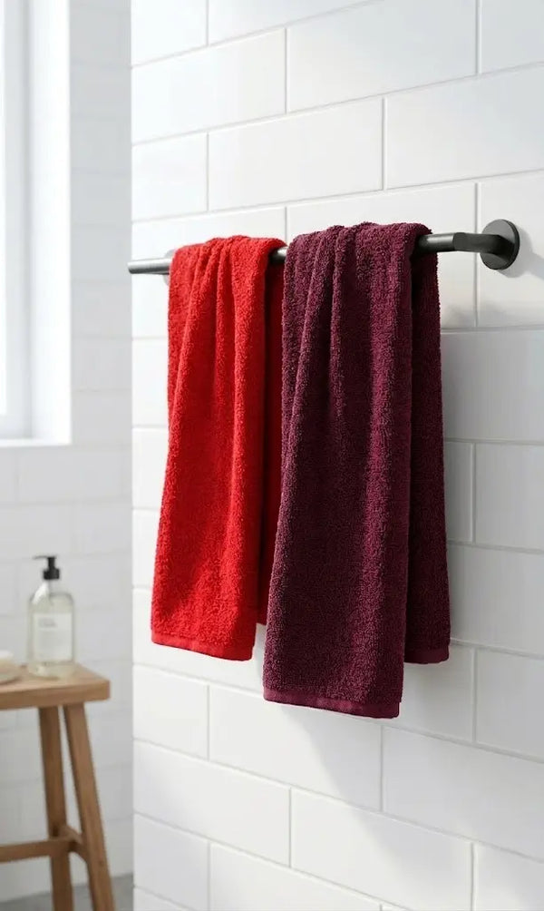 Rot und Bordeaux im Vergleich